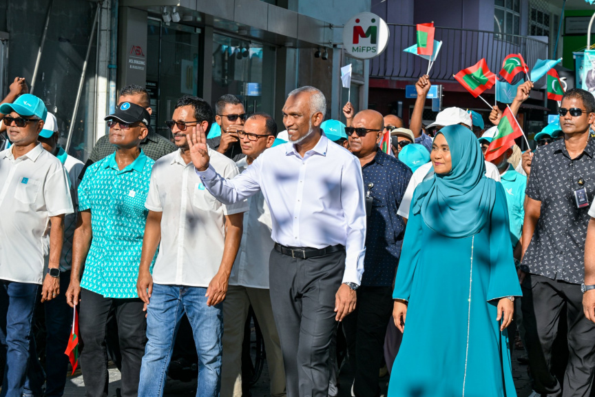 ކޮލަމް: ރައީސް މުއިއްޒުގެ މުށުތެރެއިން ޕީއެންސީ މިނިވަން ވަނީތަ؟