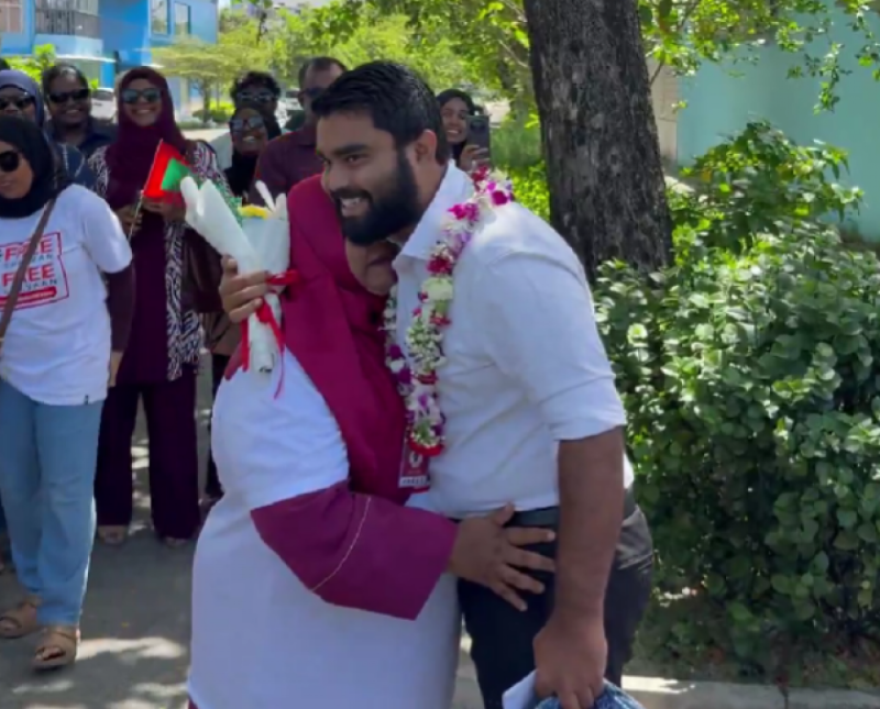 ކޯޓުގެ ހުރުމަތް ކެނޑިކަމަށް ނިންމައި ޖަލަށްލީ ނޫސްވެރިޔާ ޝަހްޒާން މިނިވަންވެއްޖެ