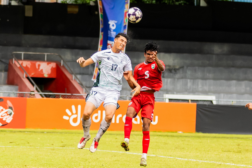 ޕާކިސްތާން އަތުން ތާރީޚީ ބައްޔެއް: ބާކީ އެއް މެޗު އޮއްވައި ރާއްޖެ މުބާރާތުން ކަޓައިފި