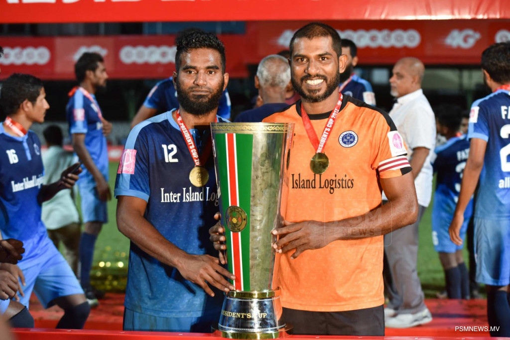 އެއް ފޮޓޯ، 200އަށްވުރެ ގިނަ މެޗާއި ރަން އެތައް ހަނދާންތަކެއް