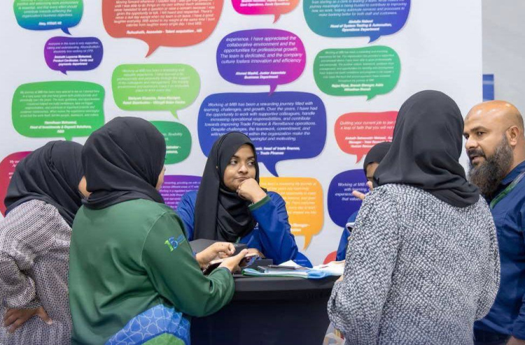 އެމްއައިބީގެ ވަޒީފާގެ ފުރުސަތުތައް އެމްއެންޔޫ ޖޮބް ފެއާގައި