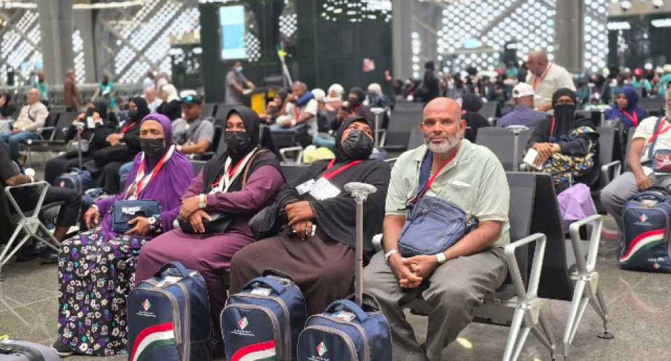 ޙައްޖުވެރިންގެ ފުރަތަމަ ފްލައިޓް ރާއްޖެއަށް ފުރައިފި