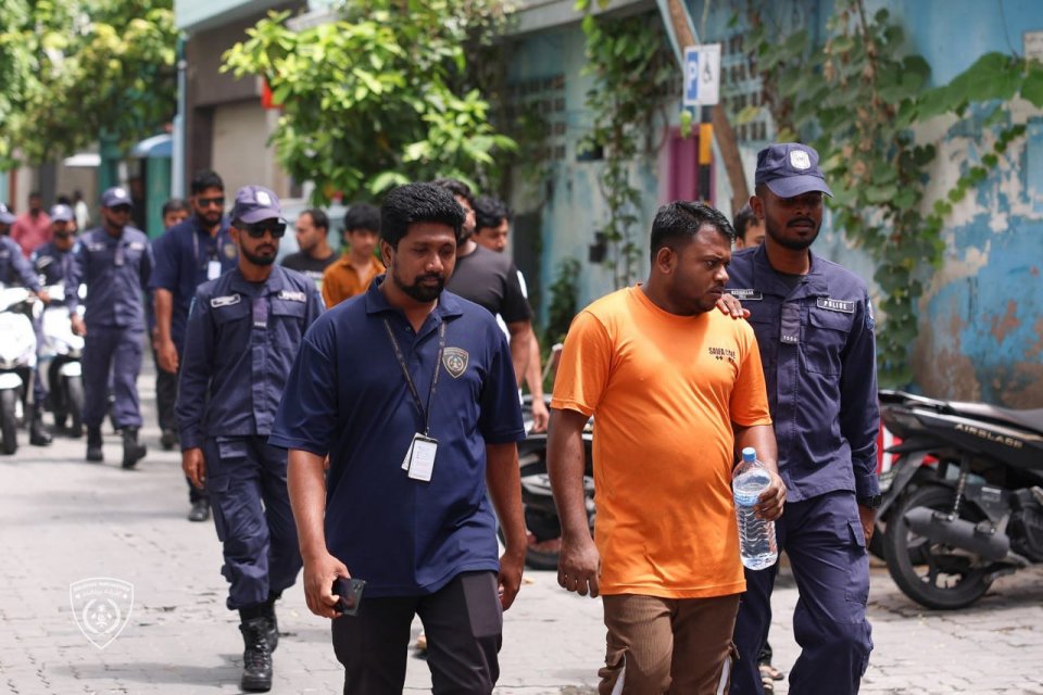 17 ބިދޭސީން ބަލާފާސްކޮށް، 7 މީހަކު އިމިގްރޭޝަންގެ ބެލުމުގެ ދަށަށް