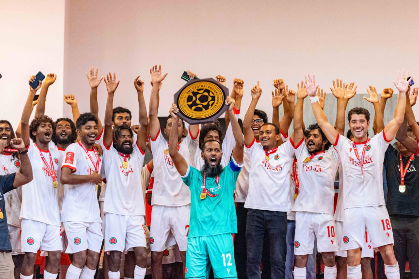 ދިއްދޫއަށް ފުރަތަމަ މޮޅު، ސެންޓްރަލް ލީގުގެ ޗެމްޕިއަން ޝީލްޑް ހުރައާ ހަވާލުކޮށްފި