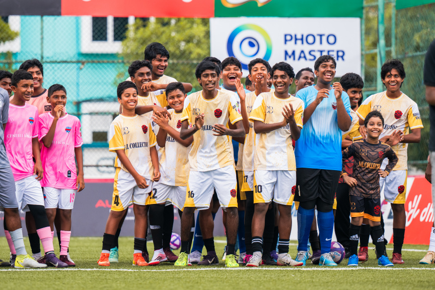ތާރީޚީ ކިޑްސަލް މުބާރާތް ފެށުން: ގައުމީ ފުޓްސަލް ޓީމުގެ ތަރިންނާއެކު އުފާވެރި ވަގުތުކޮޅެއް