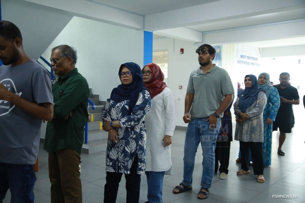 ހިތަދޫ އުތުރު ދާއިރާގެ ބައި-އިލެކްޝަންގެ ވޯޓުލުން ފަށައިފި
