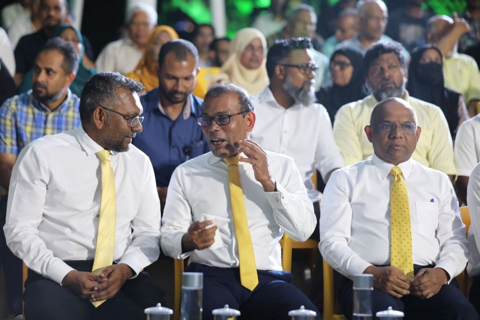 ޗެއަރޕާސަން އިންތިޚާބު ކާމިޔާބުކުރެއްވި ނަޝީދަށް ޝާހިދު މަރުހަބާ ދަންނަވައިފި