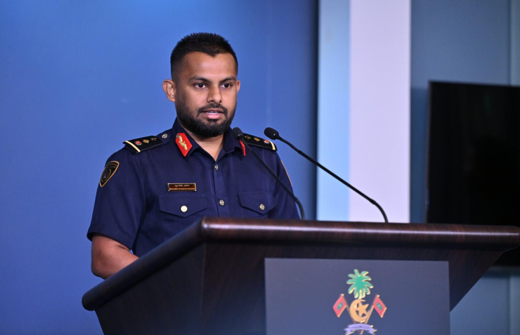 ކޮރަޕްޝަންގެ ވާހަކައެއް ތަހުގީގުގައި ޝަމްއާން ނުދައްކާ، ފޯނު ވެސް ހުޅުވައެއްނުދިން: ޕޮލިސް