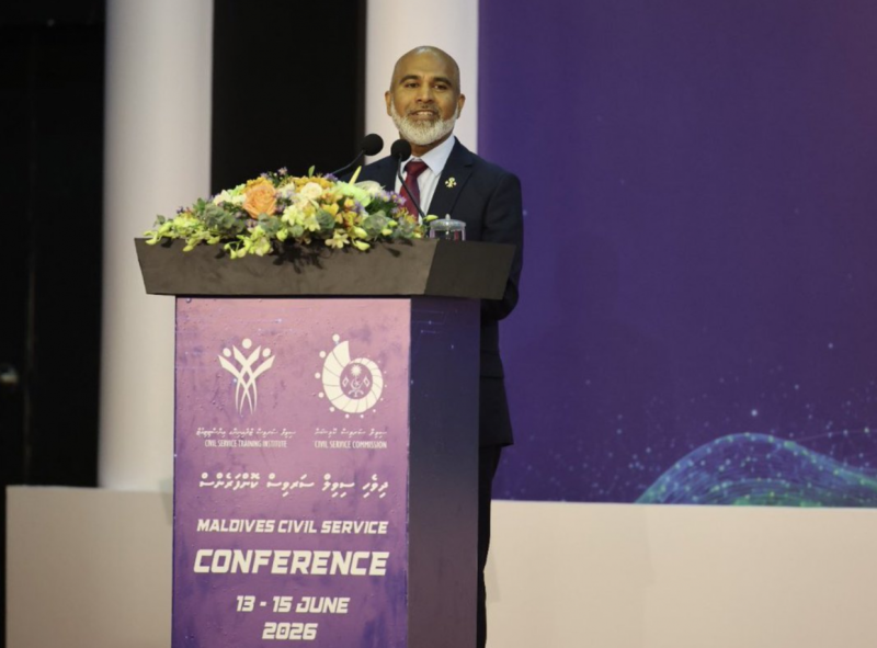 ކޮރަޕްޝަން ނައްތާލުމުގައި އެންމެ ބޮޑު ދައުރެއް އަދާކުރެވޭނީ ސިވިލް ސާވިސް މުވައްޒަފުންނަށް: މިނިސްޓަރު ޝަފީއު