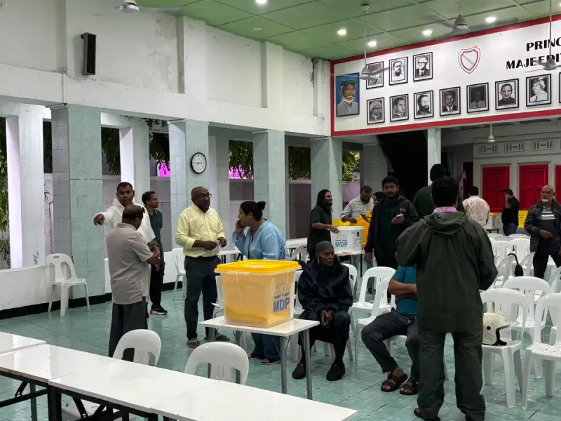 އެމްޑީޕީގެ ޗެއަރޕާސަންގެ އިންތިހާބުގެ ވޯޓުލުން ފެށިއްޖެ