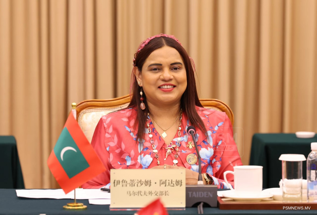 ވަޒީރު އިރުތިޝާމް ޗައިނާއަށް ކުރެއްވި ދަތުރުފުޅު ނިންމަވާލައްވައިފި