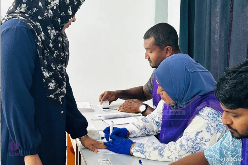 ދ.މީދޫ ކައުންސިލް ރައީސް އިންތިޚާބު: ވޯޓުފޮށި ބަންދުކޮށްފި