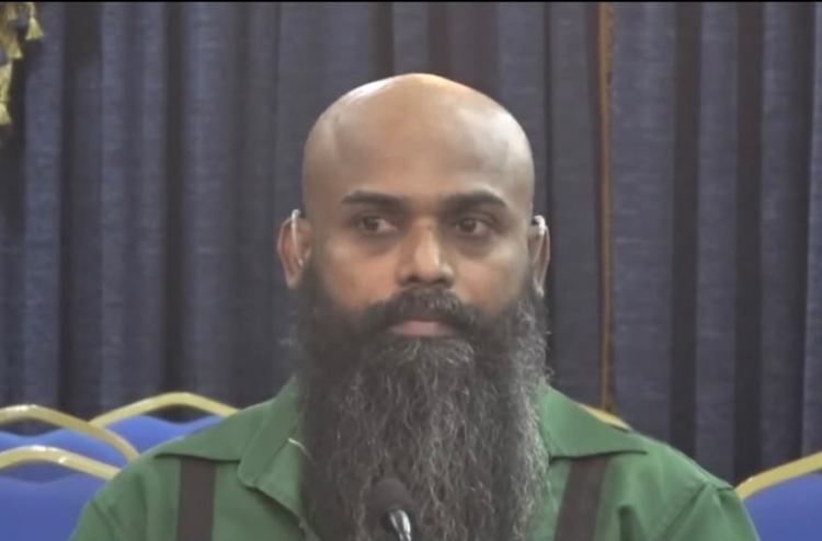 ޝުހާދުގެ މައިންބަފައިން ގާތިލްގެ ކުރިމައްޗަށް، ބޭނުންވީ މަރަށްމަރު ހިފަން