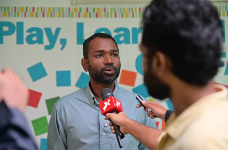 ނަންބަރުތަކުން ކުރީގައި އޮތީ އަޅުގަނޑު: މީކާއިލް