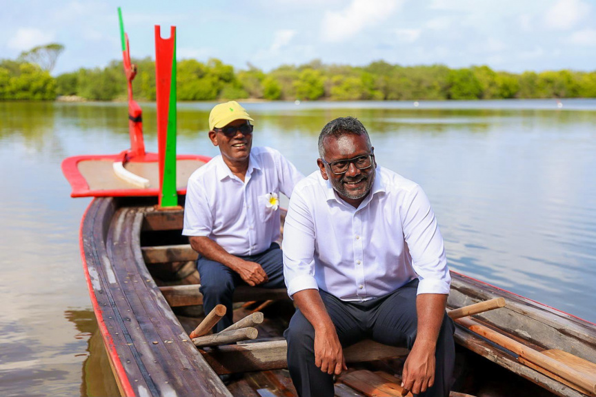 ކޮންމެ އާއިލާއަކަށް 60،000 ރުފިޔާގެ އާމްދަނީއެއް ލިބެން ޖެހޭ، އެމްޑީޕީން އެކަން ކޮށްދޭނަން: ނަޝީދު