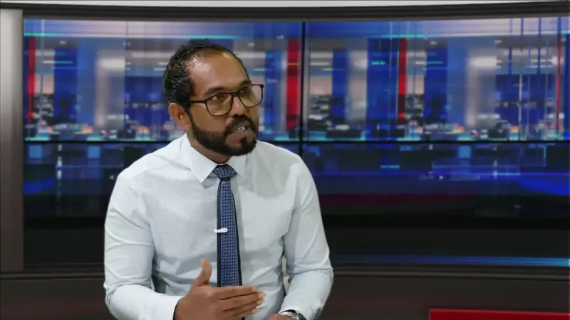 ހުޅުމާލެ ހޮސްޕިޓަލުން ހިދުމަތެއް ހޯދަން ރައްޔިތުން ގަނޑަތެޅެންޖެހޭ ވަރު، ސަރުކާރުގެ އިސްވެރިންނަށް އިހުސާސެއް ނުކުރެވޭނެ: ޤާލިބް