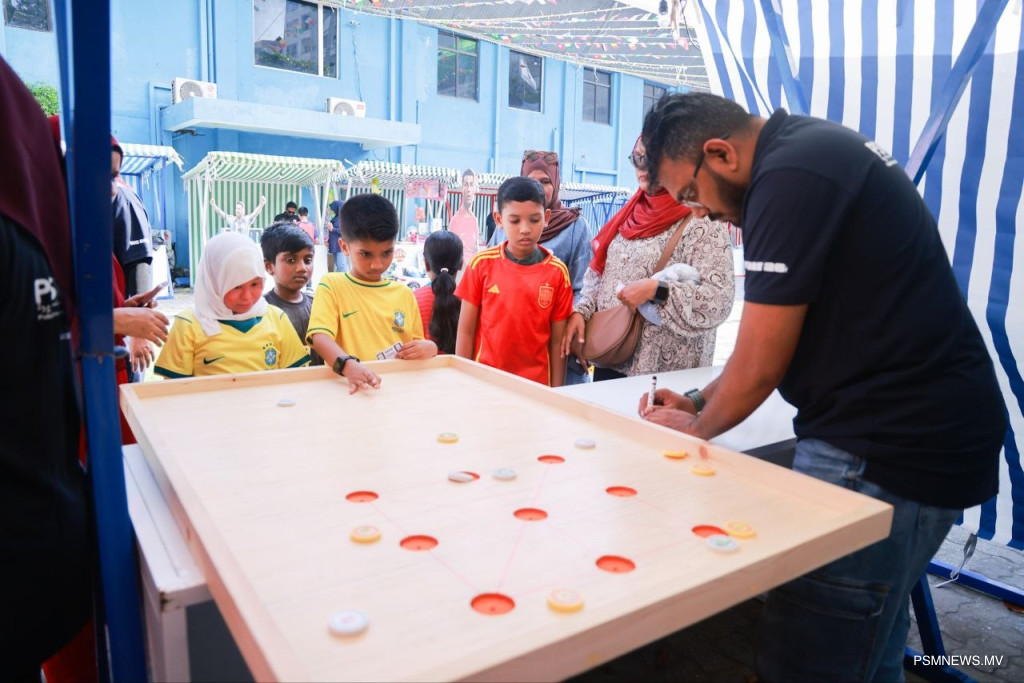 ވޯލްޑްކަޕާ ގުޅިގެން ޕީއެސްއެމުން ބޭއްވި ކުޑަކުދިންގެ ހަވީރަށް ބޮޑު ތަރުޙީބެއް