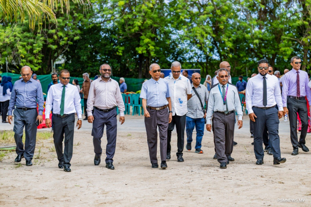 ގަން މިސްކިތް ކޮމްޕްލެކްސްގެ ބިންގާ އަޅައިފި