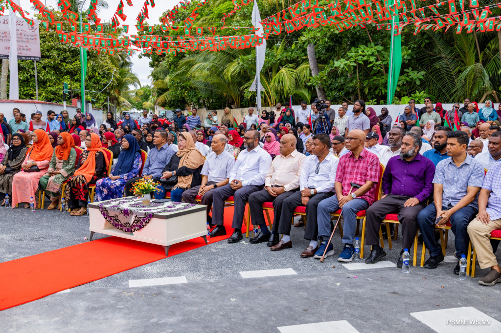 އައްޑޫ ސިޓީ ހުޅުދޫގައި ބިނާ ކުރި އައު މިސްކިތް ހުޅުވައިފި
