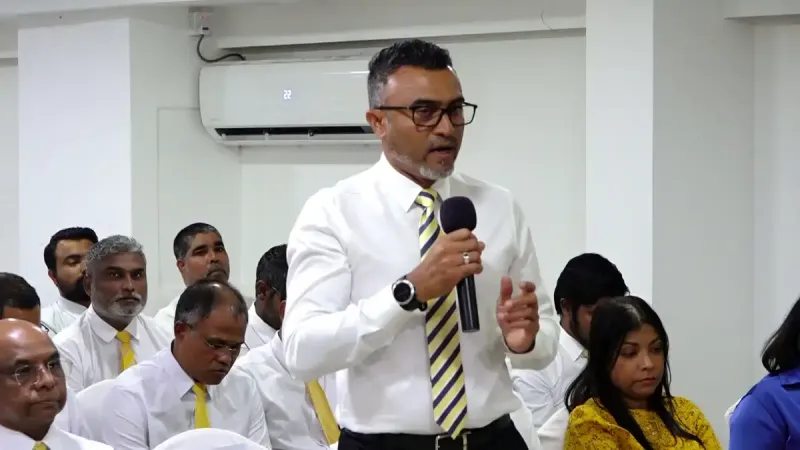 ރައީސް މުއިއްޒުގެ ސަރުކާރުން 170 ބިލިއަން ރުފިޔާ ހުސްކުރި ގޮތް ހޯދަންޖެހޭ: ނާޒިލް