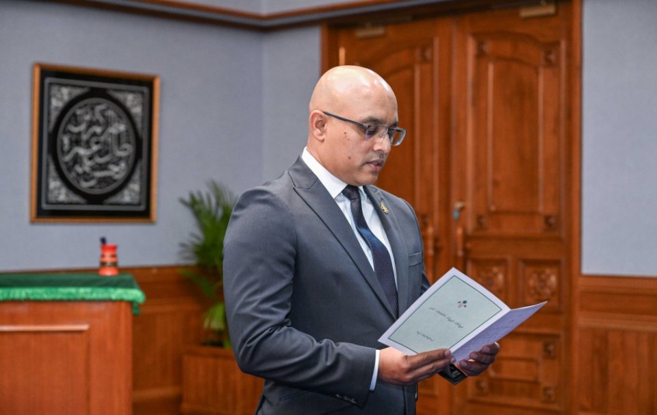 ޒަރީރަށް ރުހުން ދިނުމުގެ މައްސަލަ މަޖިލީހުގެ ކޮމިޓީއަށް