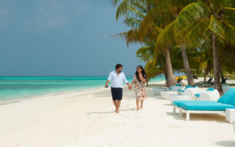 ފަތުރުވެރިން އައި އަދަދު މިލިއަނަކާ ގާތަށް