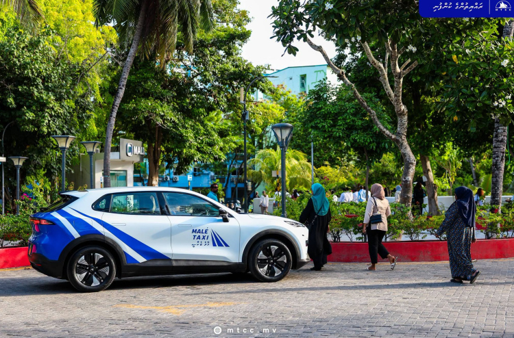 ވިލިމާލޭގައި ސަރުކާރުގެ ޓެކްސީ ލައިންގެ ހިދުމަތް ފަށައިފި