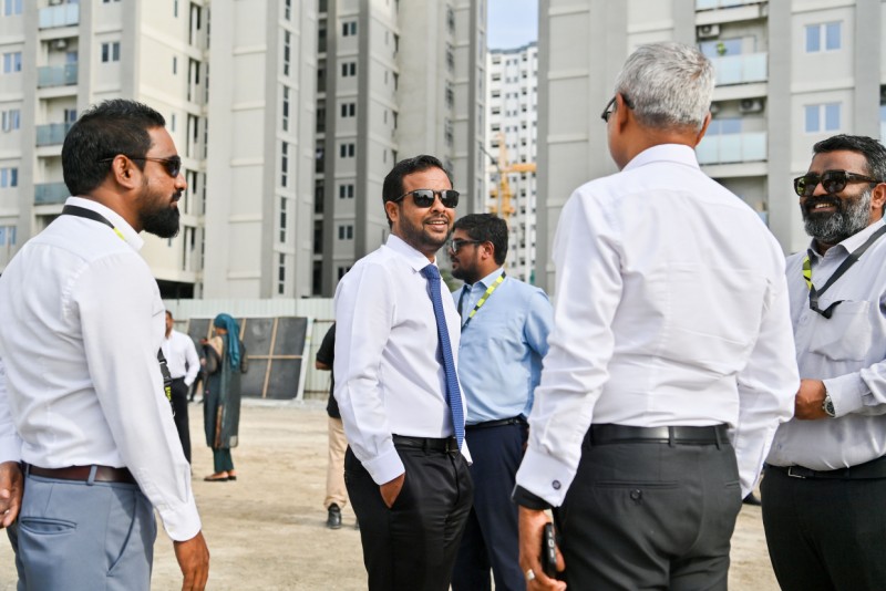 ފުލެޓާއި ގޯއްޗަށް ހުށަހެޅި ފަރާތްތަކުގެ ތެރެއިން މަޢުލޫމާތު ފުށުއަރާ މީހުންނަށް ޕޯޓަލް މެދުވެރިކޮށް އަންގަން ފަށައިފި