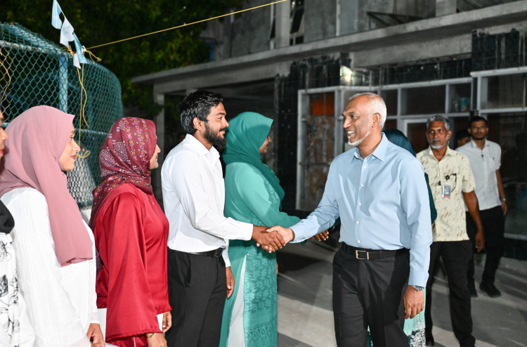 ރައީސް ތަފްސީލު ކޮށްދެއްވީ ދެފިކުރުގެ ތަފާތު