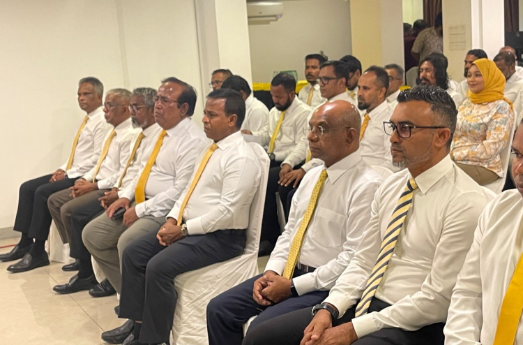 ދާއިރާގެ ބޭރުން 30 ޕަސެންޓު މީހުން ހިމަނައިގެން އެމްޑީޕީން ގޮފި ހަދަން ފަށައިފި!