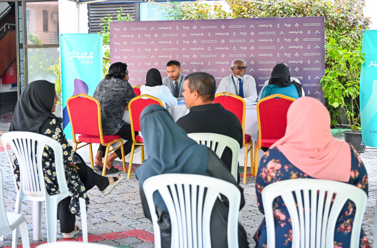 ބޯހިޔާވަހިކަމަށް އެދި ހުށަހެޅި ފޯމުތަކުގެ ކްރޮސް ވެރިފިކޭޝަން ފަށައިފި