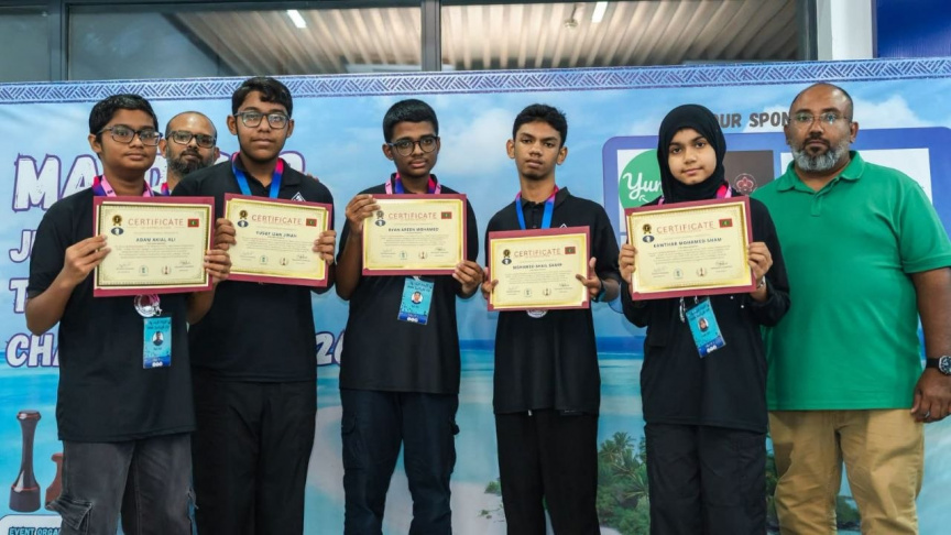 މޯލްޑިވްސް ޖޫނިއާ ޓީމް ޗެސް މުބާރާތް: ޗެމްޕިއަންކަން މައިންޑް މާސްޓާސްއާއި ޕާސްޕޯން ކެޑޭޓަށް