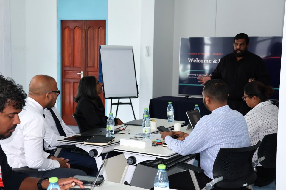 ސީބީއާރުބީގެ މުދައްރިބުން ތަމްރީންކުރުމުގެ ޓީއޯޓީ ތަމްރީން ފަށައިފި