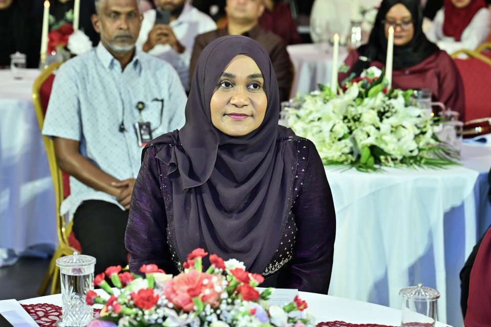 ދީނަށް ތެދުވެރި، ޤައުމަށް ވަފާތެރި، ފަޚްރުވެރި ދަރިވަރަކަށް ވާންޖެހޭ: ސާޖިދާ