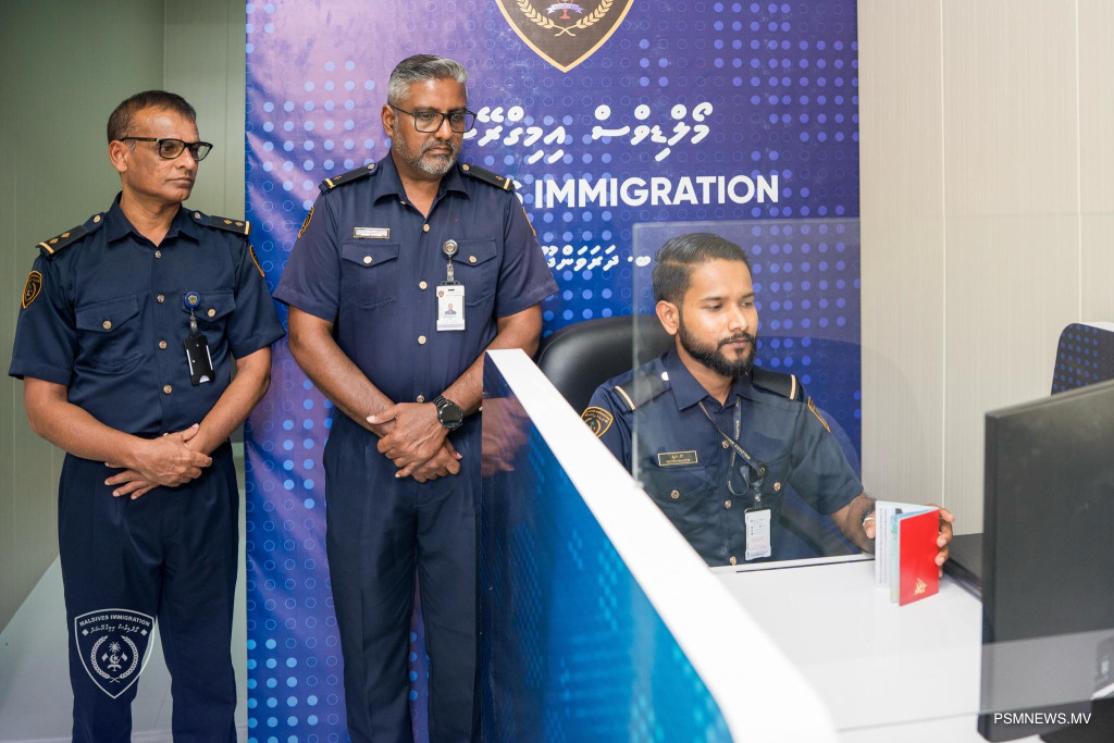 ދަރަންވަންދޫގައި ޕާސްޕޯޓުގެ ޚިދުމަތް ފަށައިފި