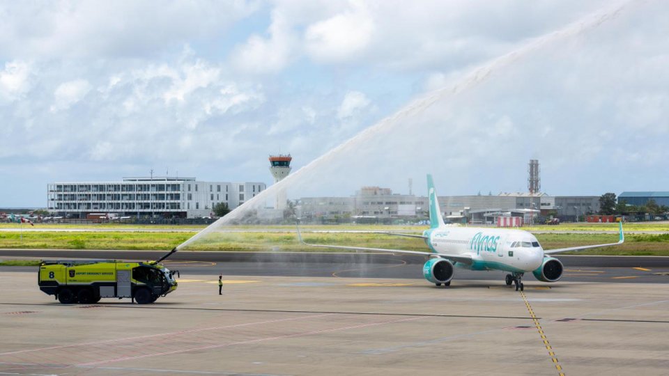 ބަޖެޓް އެއާލައިން، ފްލައިނާސް އިން ރާއްޖެއަށް ދަތުރުތައް އަލުން ފަށައިފި