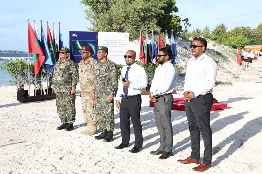 ގިރިފުށީގައި ބިން ހިއްކަން ފަށައިފި؛ ސިފައިންގެ ތަމްރީނަށް ޒަމާނީ މަރުކަޒެއް އަޅާނެ
