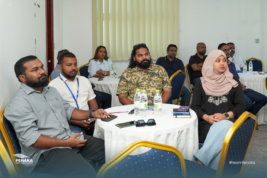 ފެނަކައިގެ މުވައްޒަފުން ޒިންމާދާރުކުރުވަން ދީނީ ޕްރޮގްރާމެއް ފަށައިފި