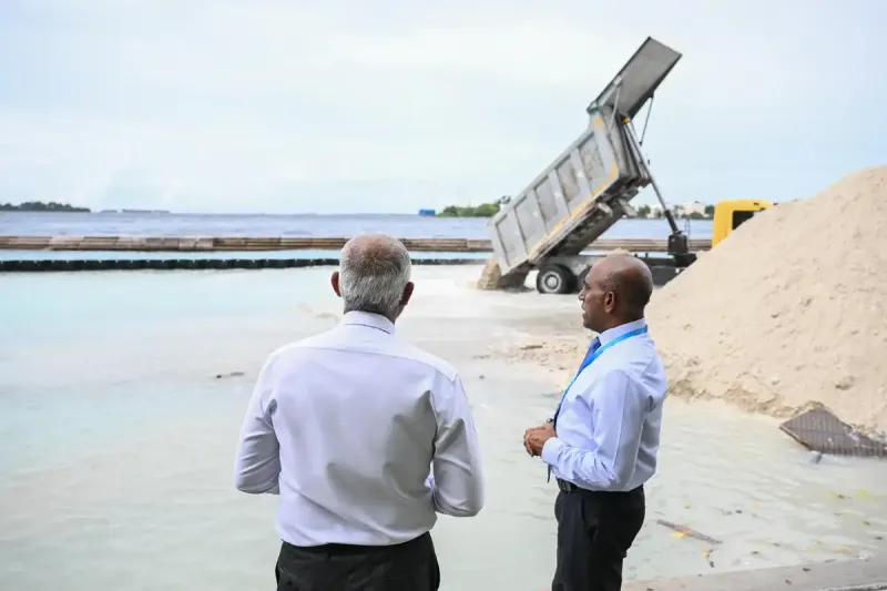 ދައުލަތުގެ ޢާންމު މަންފާއަށް ޓަކައި ހާސިލުކުރަން ބޭނުންވާ އިޤްތިޞާދީ ސިޔާސަތެއްގެ ދަށުން ހިންގާނޭ މުހިންމު މަޝްރޫޢުތައް ކަނޑައެޅުމުގެ ޤަރާރު ރައީސުލްޖުމްހޫރިއްޔާ އެކަށައަޅުއްވައިފި