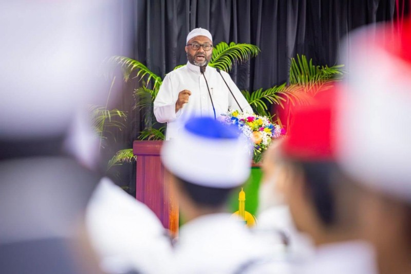 ދީން ދެމެހެއްޓުމަށް ހަރުދަނާ ޖީލެއް ބިނާކުރުން މުހިންމު، ނޫނީ ބޮޑު ގެއްލުމަކާ ކުރިމަތިލާން ޖެހޭނެ: ޝަހީމް