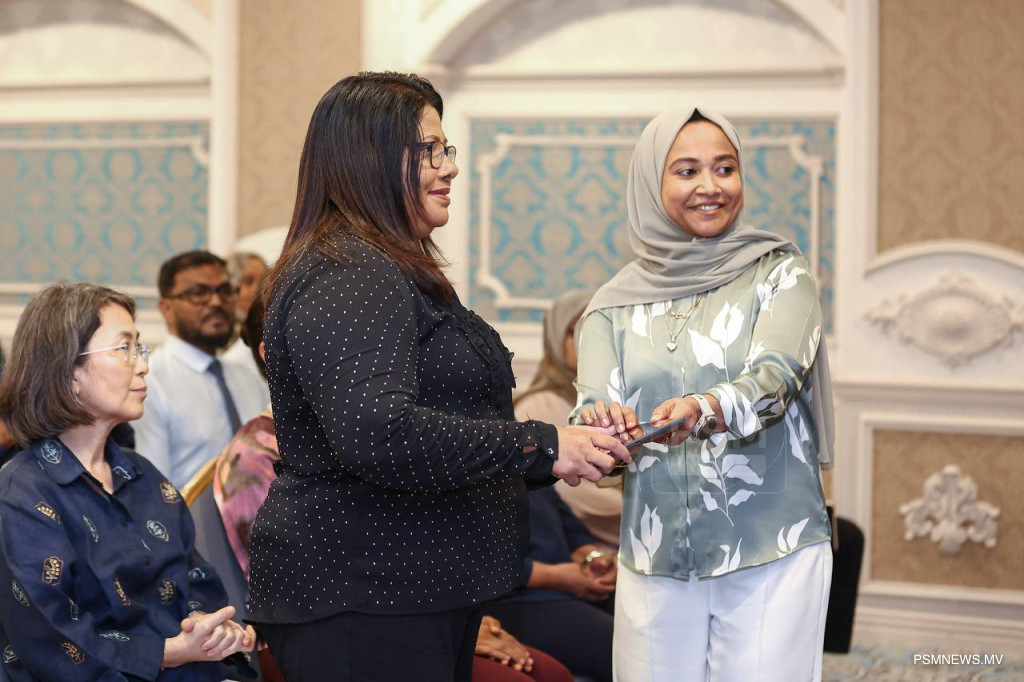 "ޑިޖިޓަލް ޞިއްޙީ ނިޒާމެއް ކޮންމެހެން ބޭނުންތެރި"