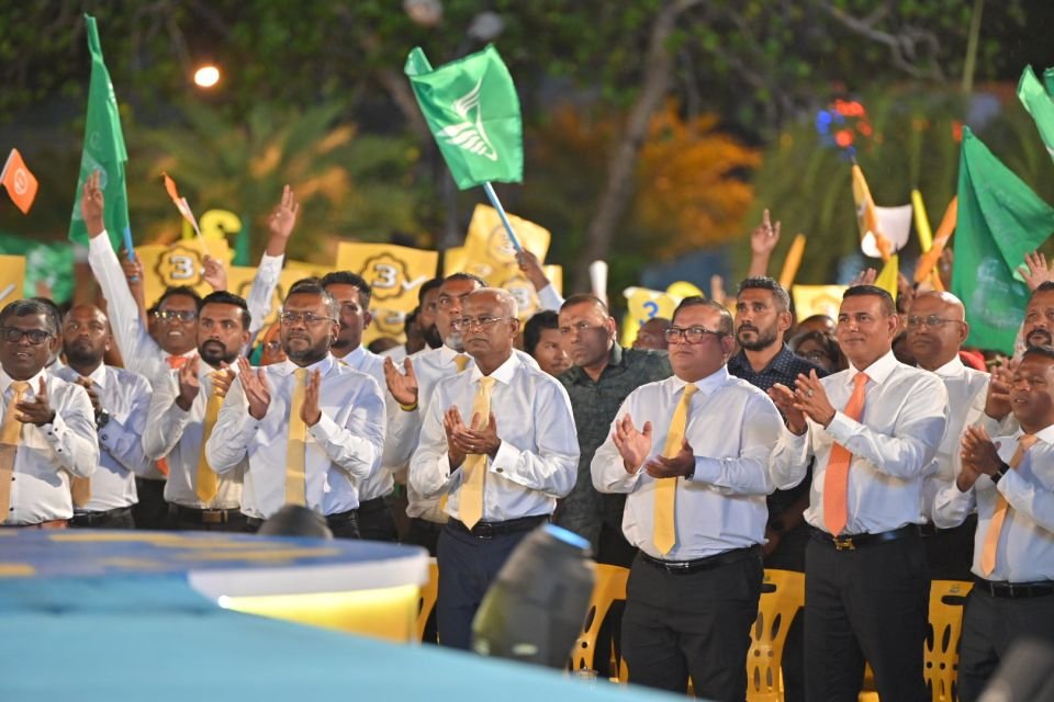 "އެންމެ ވަރުގަދަ ސިޔާސީ ޕާޓީއަށް އެމްޑީޕީވީ  އިންސާފުގެ މަގުގައި ތިބުމުން"
