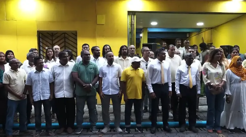އެމްޑީޕީގެ 21 ވަނަ އަހަރީ ދުވަސް ފާހަގަކުރުމަށް ރާއްޖޭގެ އެކި ކަންކޮޅުތަކުގައި ދިދަ ނެގުމުގެ ރަސްމިއްޔާތު ބާއްވައިފި