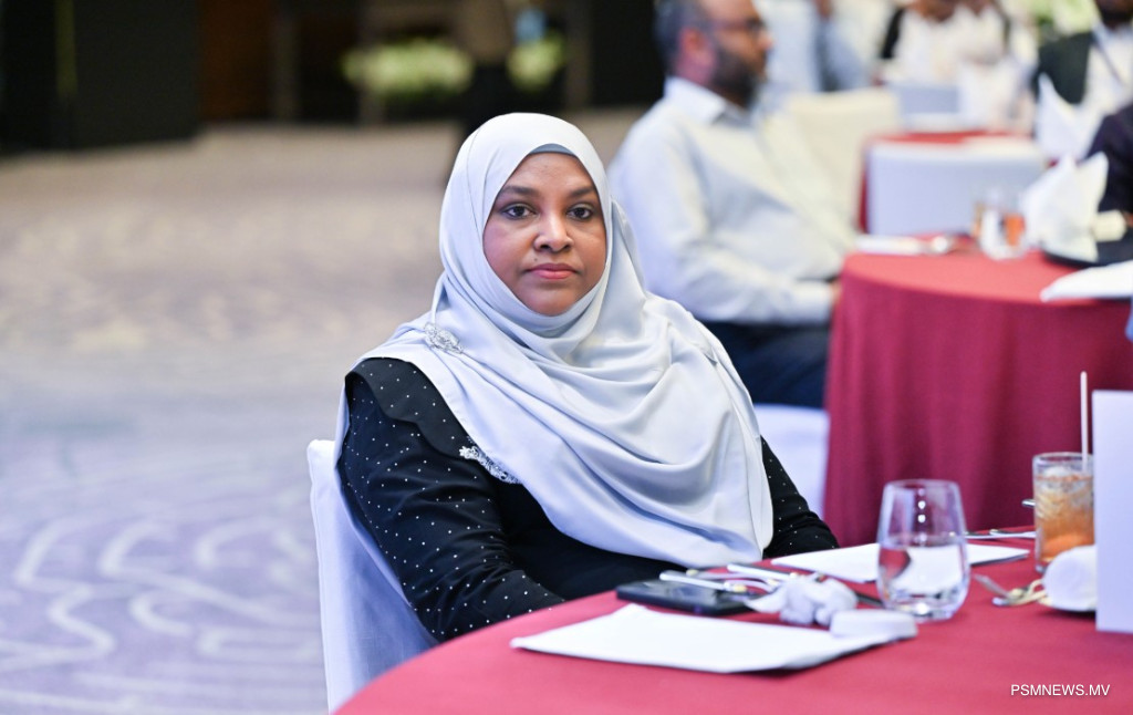 އިންޑޮނޭޝިއާއަށް ކަނޑައަޅުއްވާ ނޮން ރެސިޑެންޓް ސަފީރަކަށް ޑރ. ޝަބީނާ