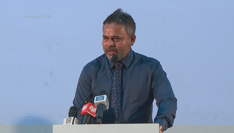 މަސްވެރިކަމުގެ ސިނާއަތަށް ޒުވާނުން ޝައުޤުވެރި ނުވާ މައިގަނޑު ސަބަބަކީ ކުރީ ސަރުކާރުން ރަށްރަށުގައި ވަޒީފާތައް ދީފައި ހުރުން: ޝިޔާމް