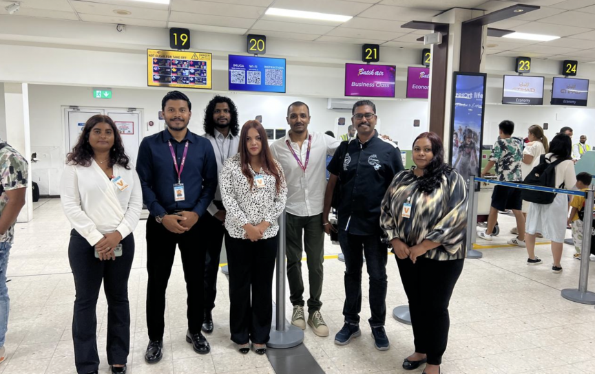 ޕައިލެޓަކަށް ނުވެވުނަސް އިއްމަ، އެބަ "އުދުހޭ": އެކަމަކު، ގޮންޖެހުން ބޮޑު!