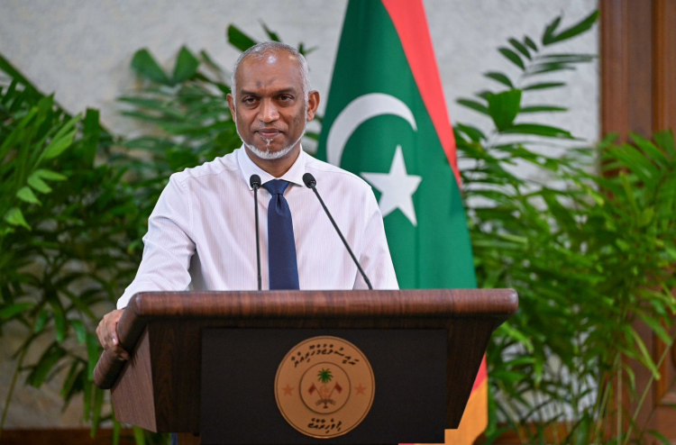 ފެނަކަ އުވާލައި، ސްޓެލްކޯގެ ދަށަށް ހިދުމަތްތައް ބަދަލުކުރަނީ