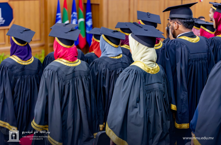 ކޮރެއާގައި މާސްޓާސް އާއި ޕީއެޗްޑީއަށް ކިޔަވަން 15 ސްކޮލާޝިޕް