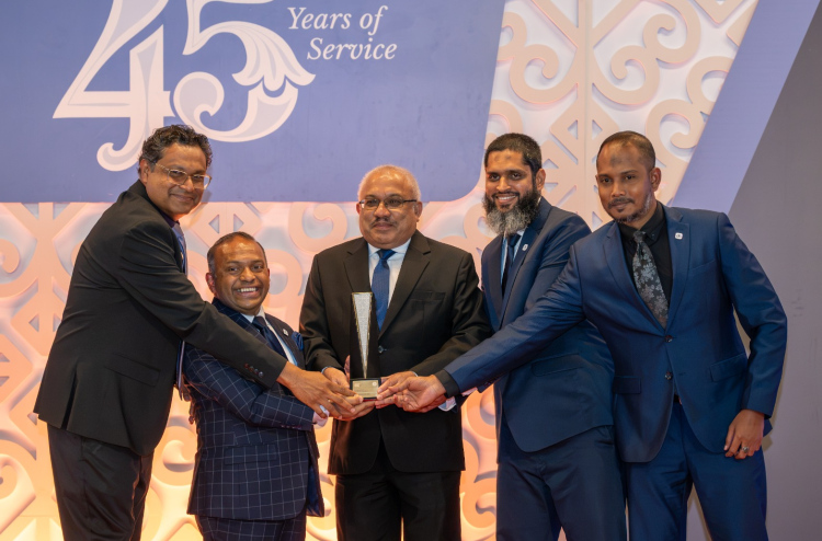 އެމްއެމްއޭއިން ދޭ ފައިނޭންޝަލް އިންކްލޫޝަން އެވޯޑު އެމްއައިބީ އަދި އެލައިޑަށް