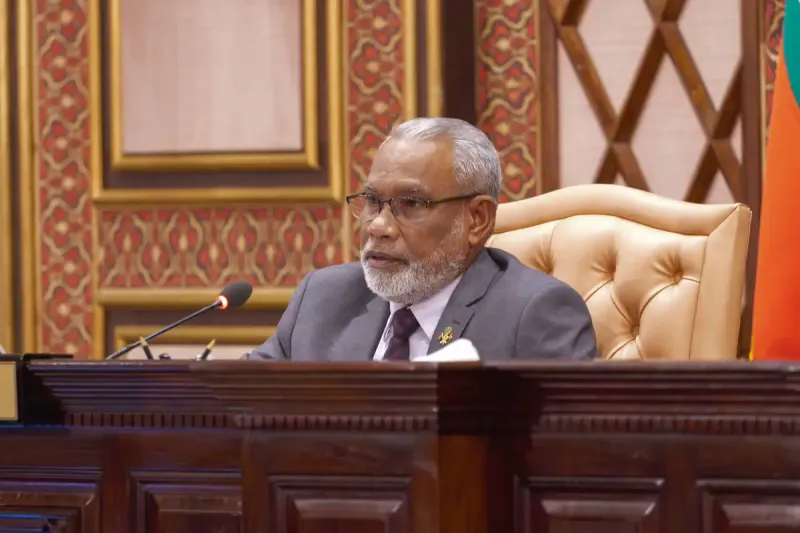 ކުރިން ބޮޑު ކުރި ދުންފަތުގެ ޑިއުޓީ ކުޑަކުރަން މުޅި މަޖިލީހުގެ ކޮމިޓީން ފާސްކޮށްފި